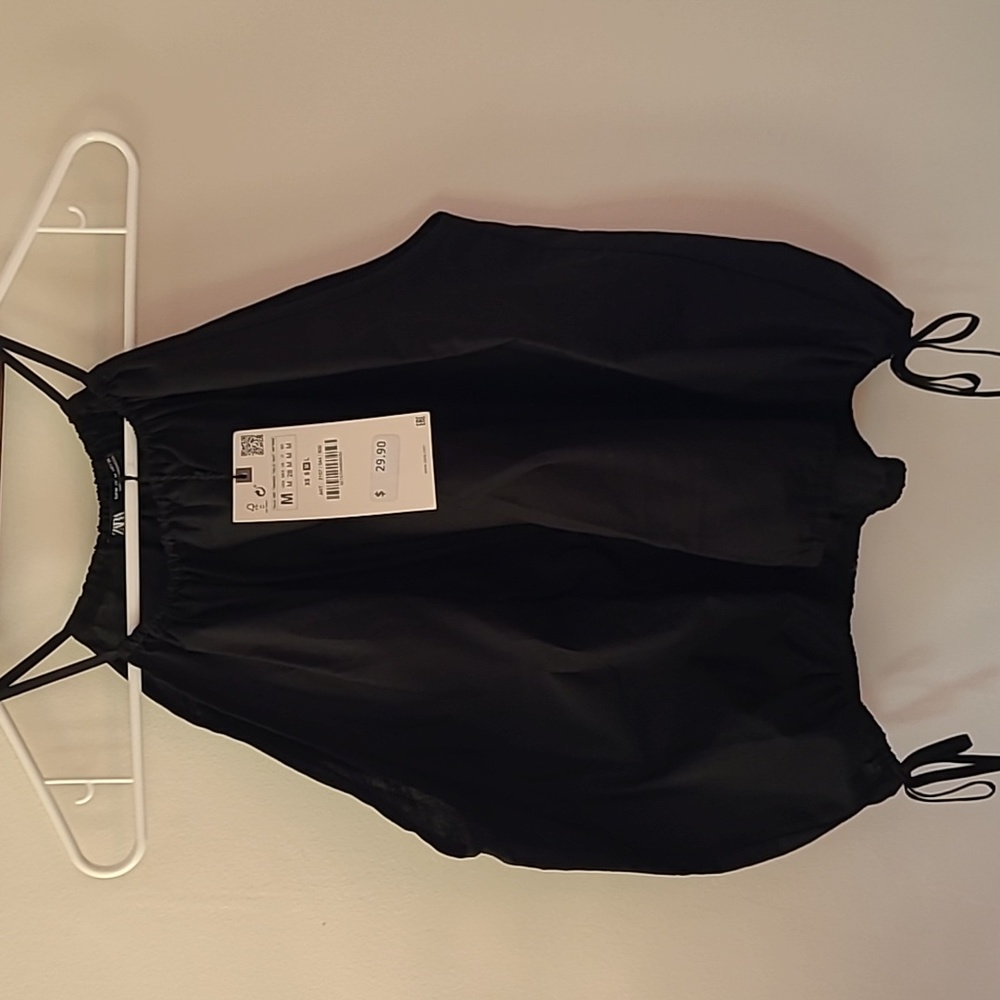 New night top.